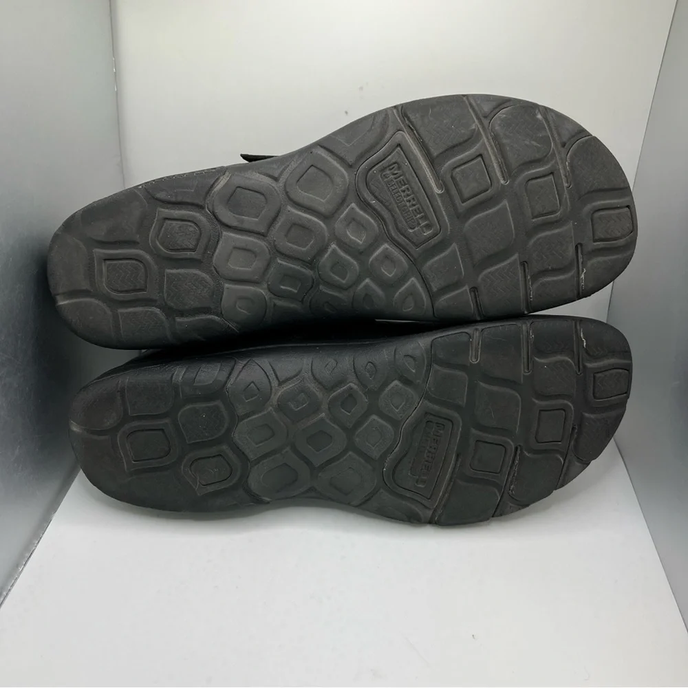 Women’s Merrell Leather Slip-On Shoes Size 9.5
